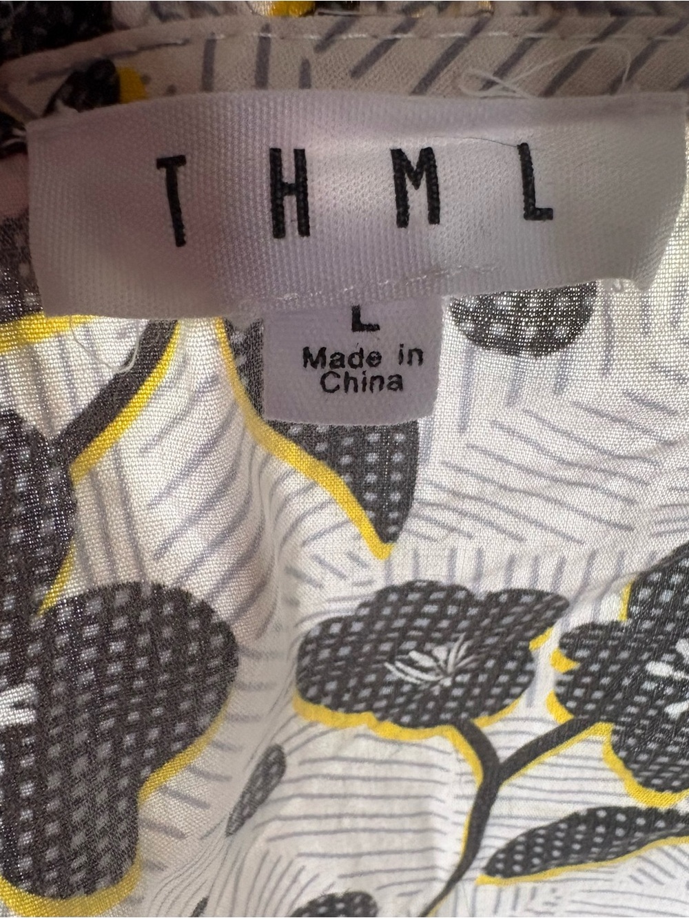 THML Size Large Women's Floral Blouse in Black & Yellow - Picture 3 of 4